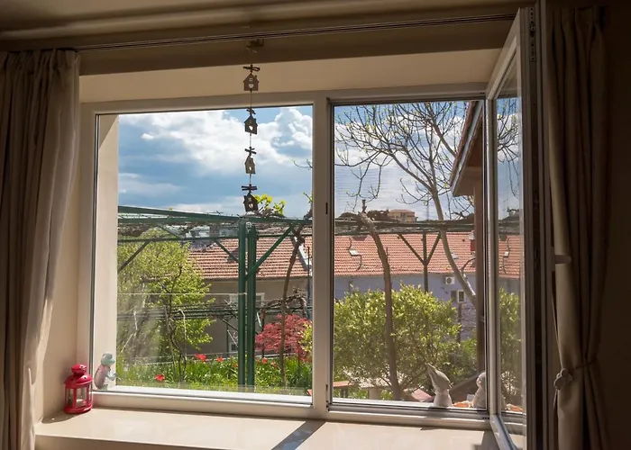 Garden Gate * Veliko Tarnovo